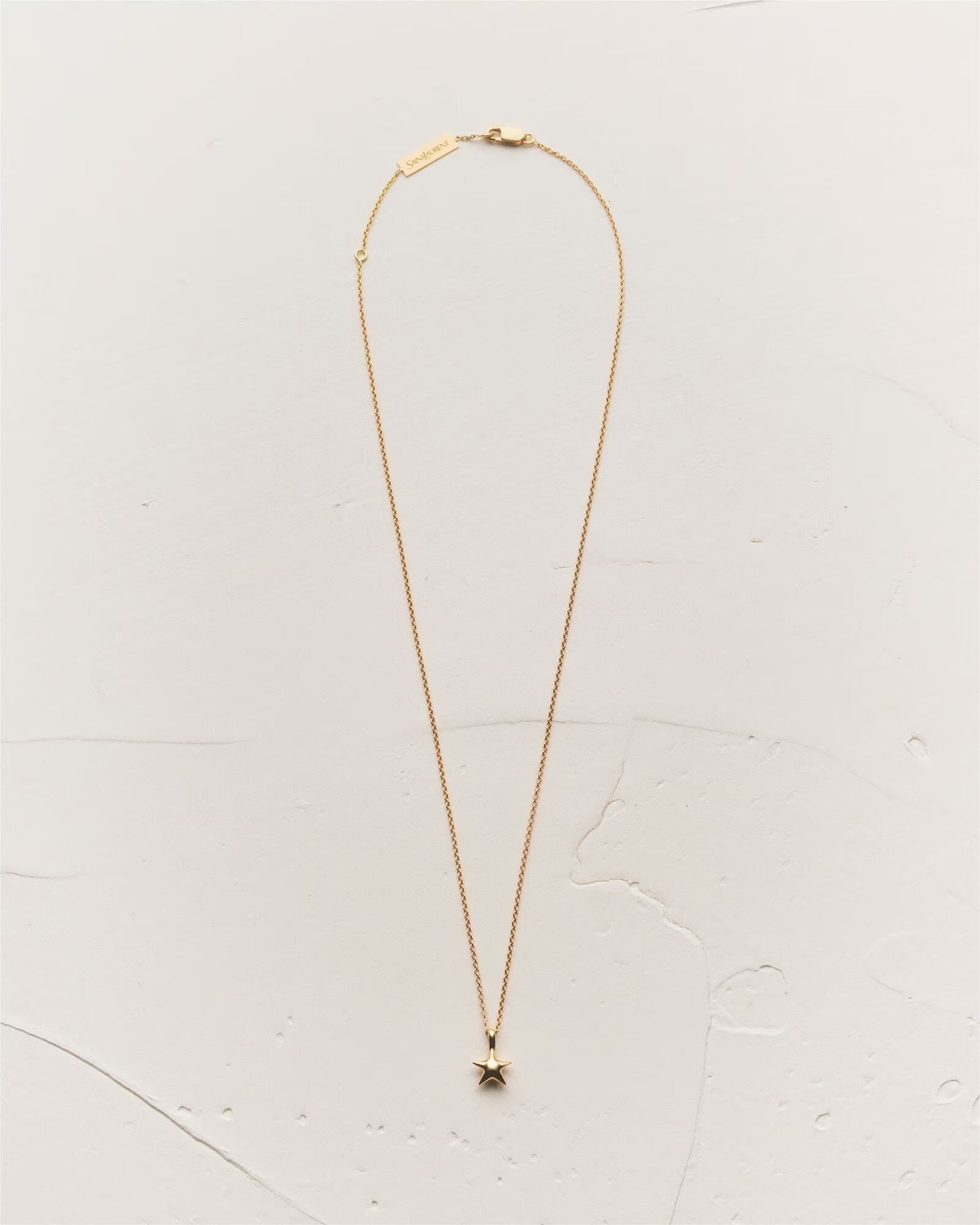 Star pendant necklace in 18k yellow gold