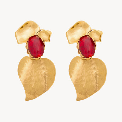 Petal earrings in resin and metal